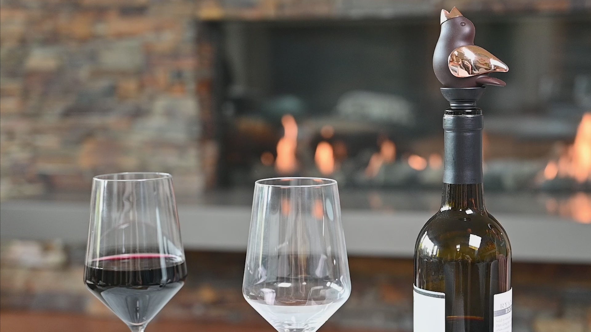 Chirpy Top Wine Pourer - Thumbnail 5